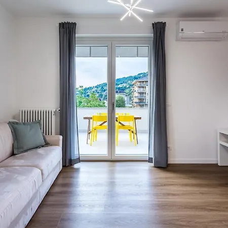 Nora Appartamento Stresa